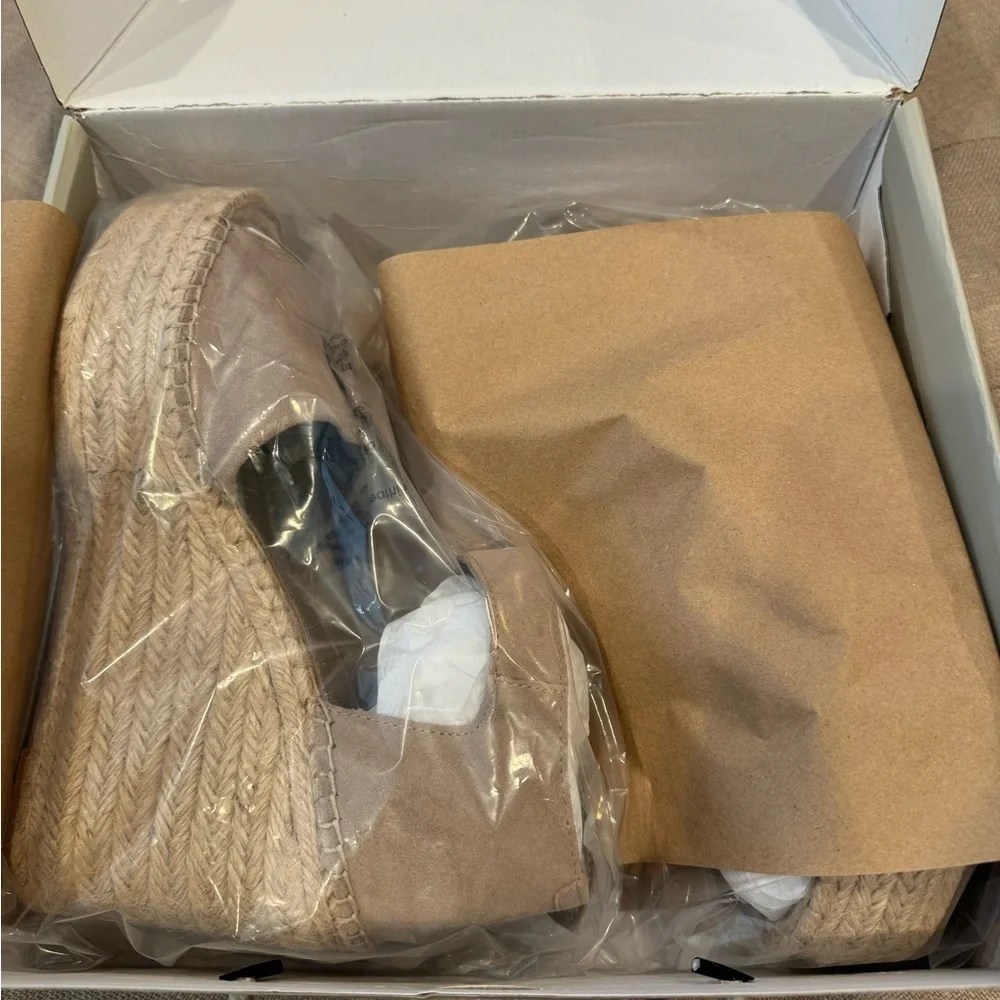 Marc Fisher LTD Alida Espadrille Platform Wedge Sandal